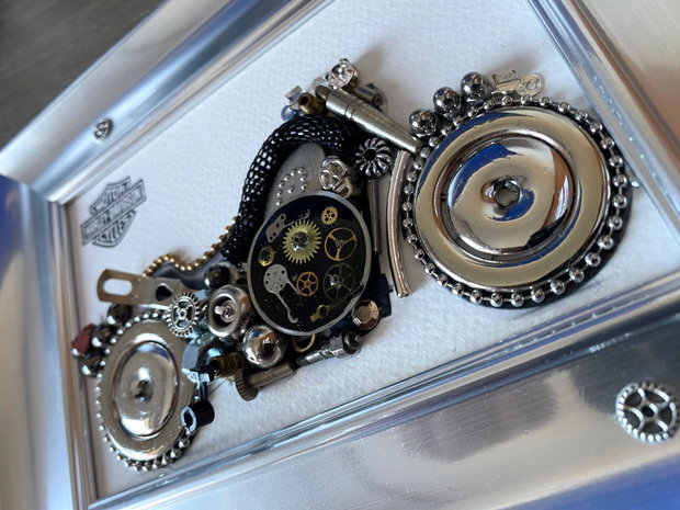 Motocicleta model Harley Davidson Cod M 669・Cadouri originale pentru barbati・Cadouri pentru ziua de nastere・Cadou 8 martie
