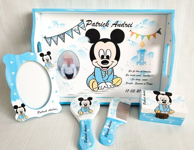 Tavita de mot baietel cu Mickey