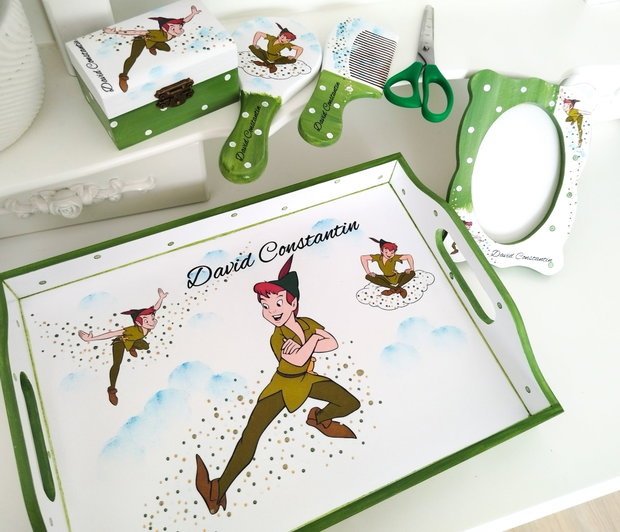 Tavita de mot baietel cu Peter Pan