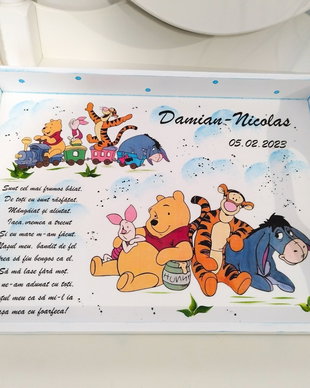 Tavita de mot baietel cu prietenii lui Pooh