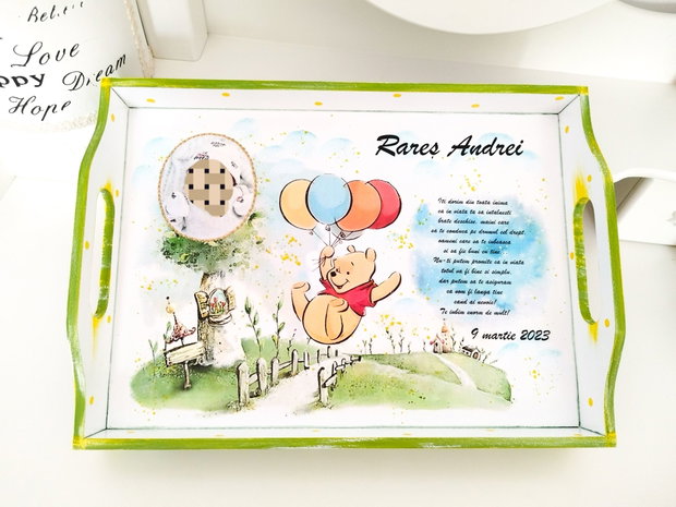 Tavita de mot baietel cu ursulețul Pooh și baloane