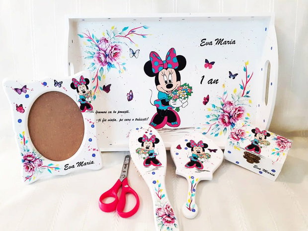 Tavita de mot fetita cu Minnie