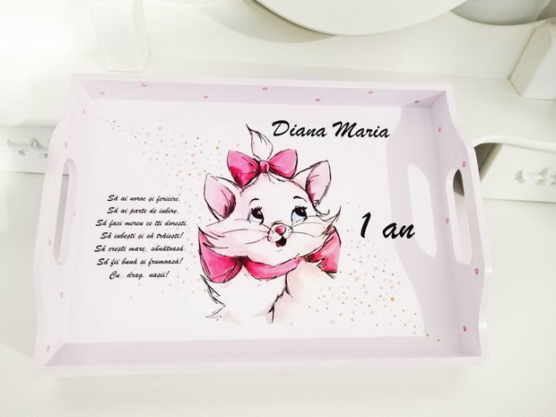 Tavita de mot fetita cu pisicuta Marie