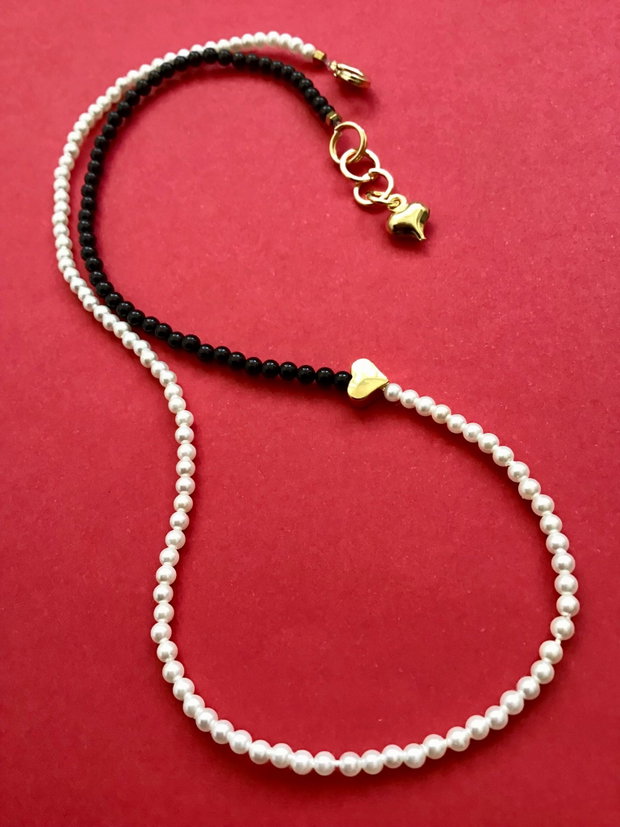 Colier CHOKER perle albe de Mallorca & onix negru