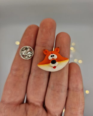 Mărțișor pin vulpoi