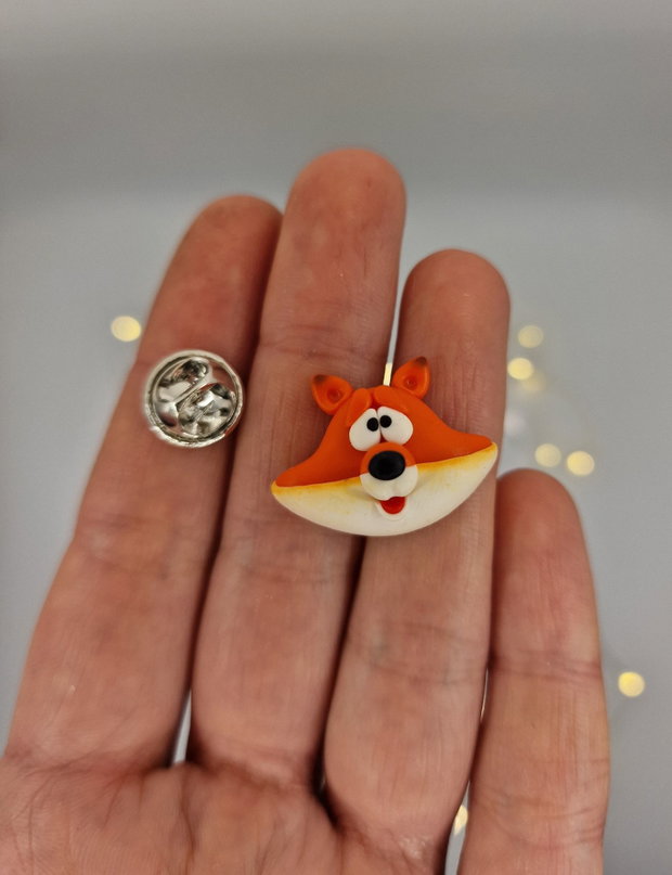 Mărțișor pin vulpoi