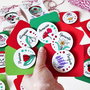 Martisor brosa cu mesaj pictat manual handmade