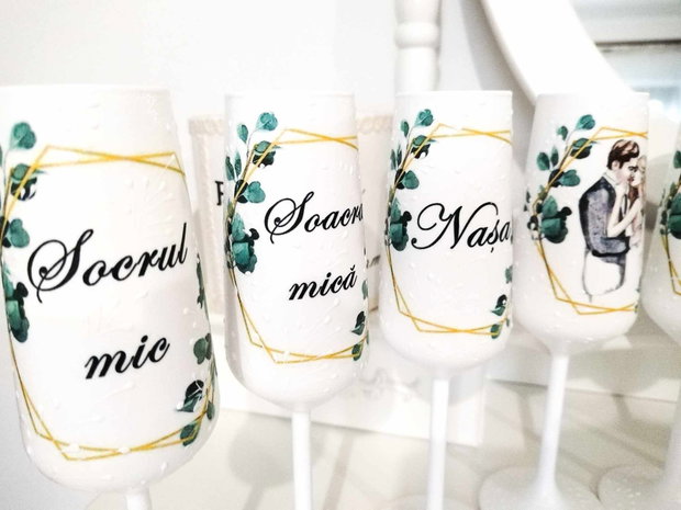 Pahare de nunta personalizate pentru miri, nași, părinți