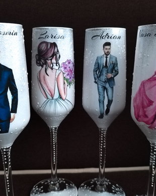 Pahare de nunta pentru miri și nași