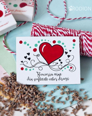 Martisor inimioara cu magnet pictat manual cu mesaj