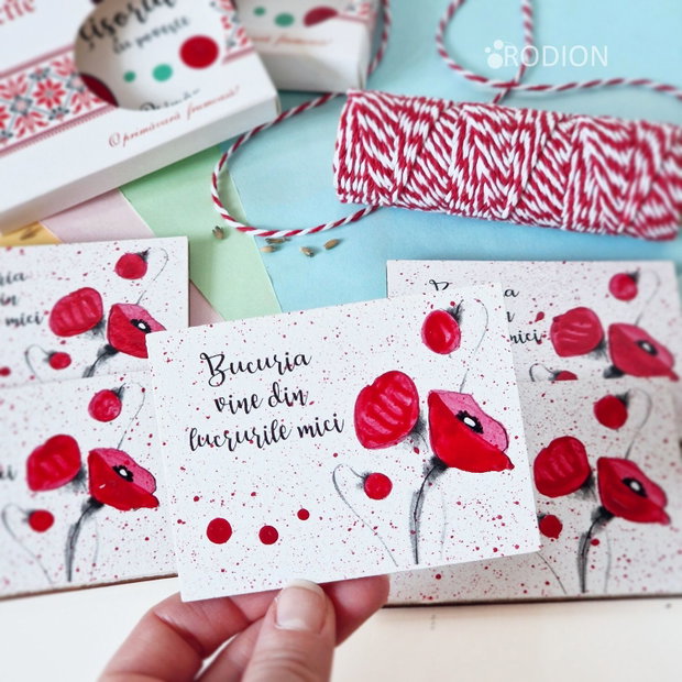 Martisor maci magnet pictat manual cu mesaj