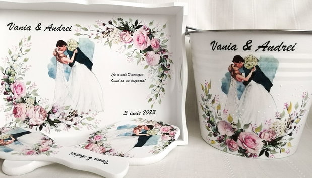 Galeata pentru mireasa cu trandafiri și miri romantici