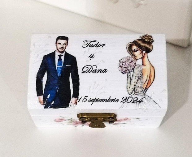 Cutie de verighete cu mire și mireasă