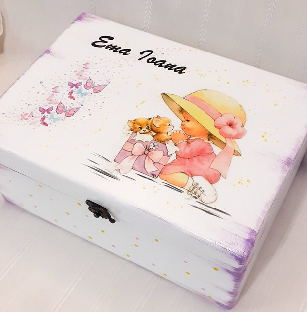 Cutie de trusou botez sau mot fetița cu pisicuțe