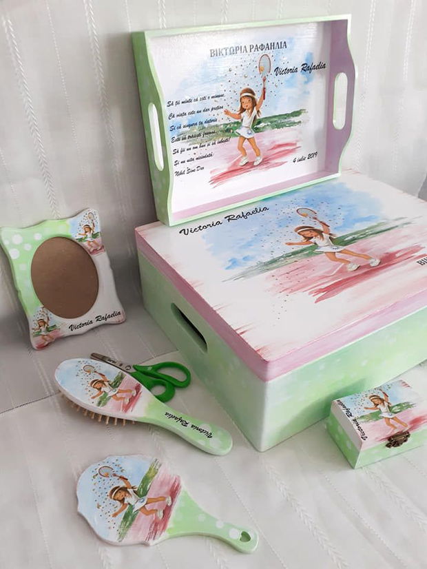 Cutie de trusou botez sau mot cu mica tenismenă