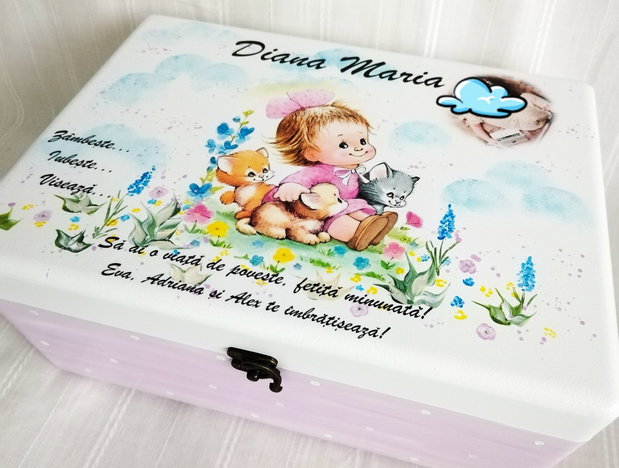 Cutie de trusou botez sau mot cu fetița cu pisicuțe