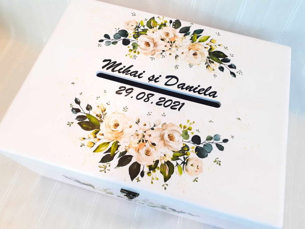 Cutie de dar pentru nuntă cu trandafiri