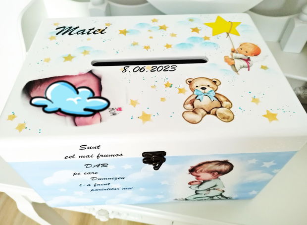Cutie de dar pentru botez cu băiețel și ursuleț