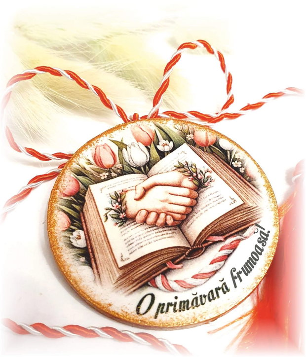 Martisor personalizat materii scolare: Educatie Sociala