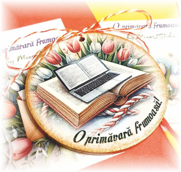 Martisor personalizat materii scolare: Informatica / TIC