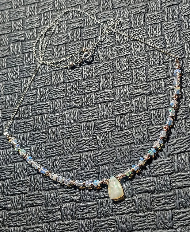 Rezervat Colier argint opal de foc etiopian brioleta fancy lant argint minimalist boho chic trendy