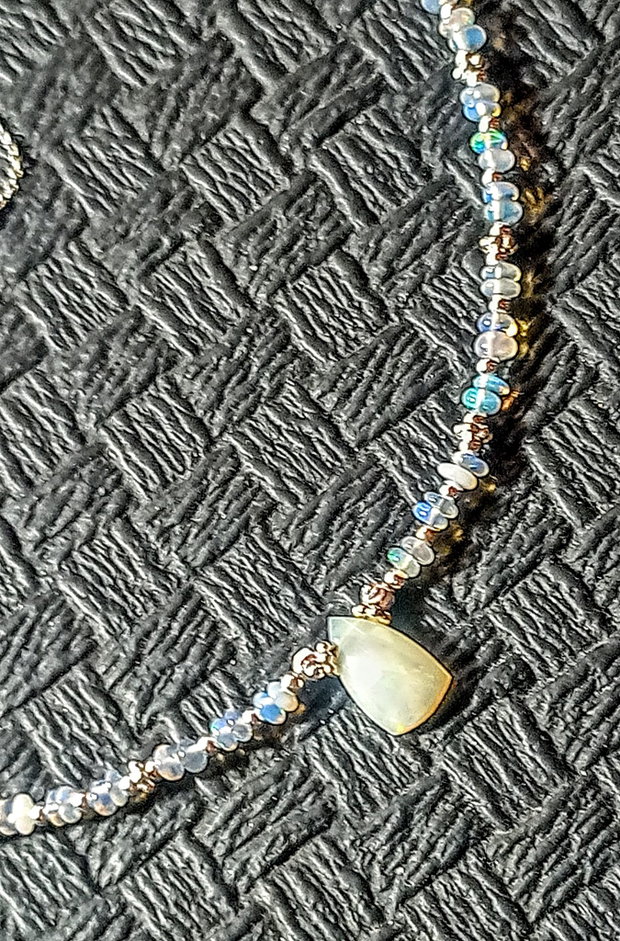 Rezervat Colier argint opal de foc etiopian brioleta fancy lant argint minimalist boho chic trendy
