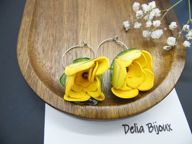 Cercei Statement Handmade Flori Foamiran și Sticlă Reciclată (cod1154)