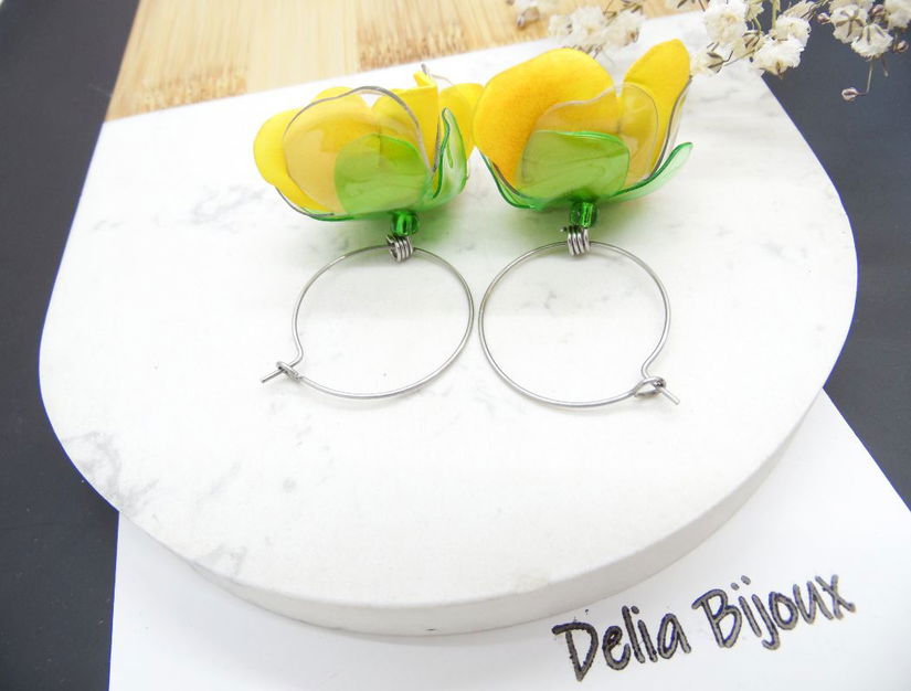 Cercei Statement Handmade Flori Foamiran și Sticlă Reciclată (cod1154)