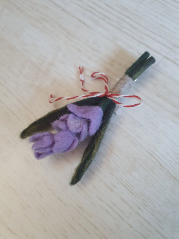 Brosa lavanda