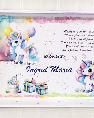 Tavita de mot fetita cu unicorn