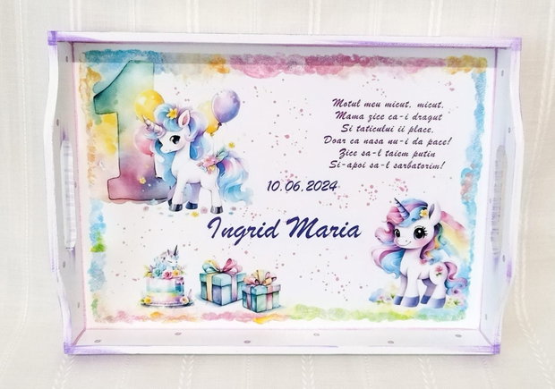 Tavita de mot fetita cu unicorn