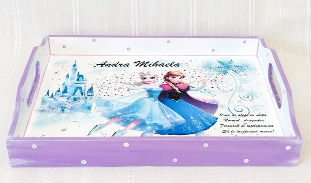 Tavita de mot fetita cu prințesele din Frozen