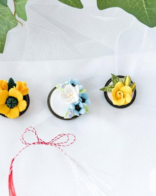 Brose martisor: Flori