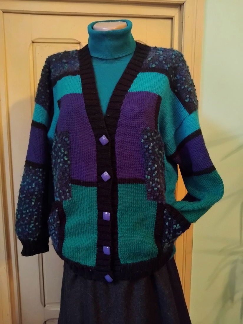 Cardigan handmade turcoaz cu verde smarald