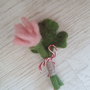 Brosa martisor trifoi