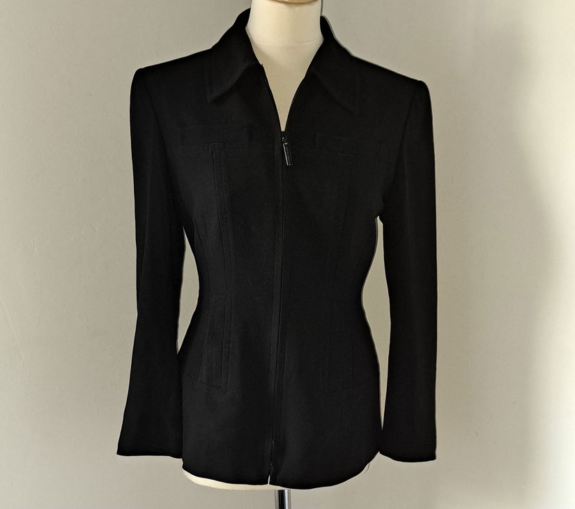 Escada blazer negru