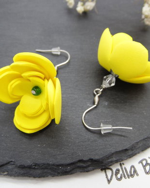 Cercei Handmade din Foamiran cu Flori și Mărgele  (cod1156)