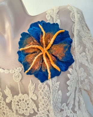 Floare albastră
