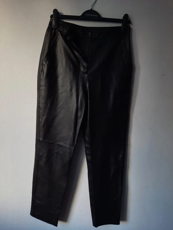 Pantaloni de dama negri de piele naturala