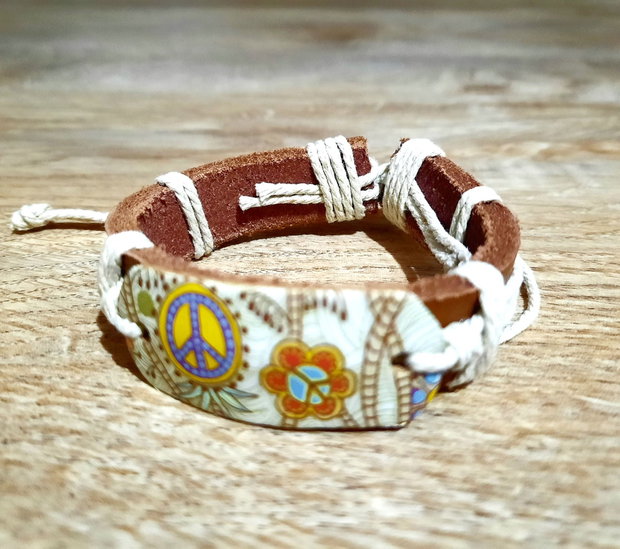 Bratara de piele retro