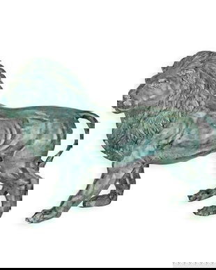 Leu-statueta din bronz patinat