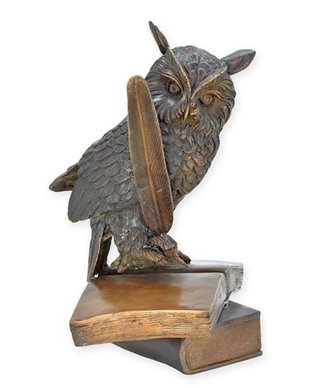 Bufnita pe carti-statueta din bronz masiv