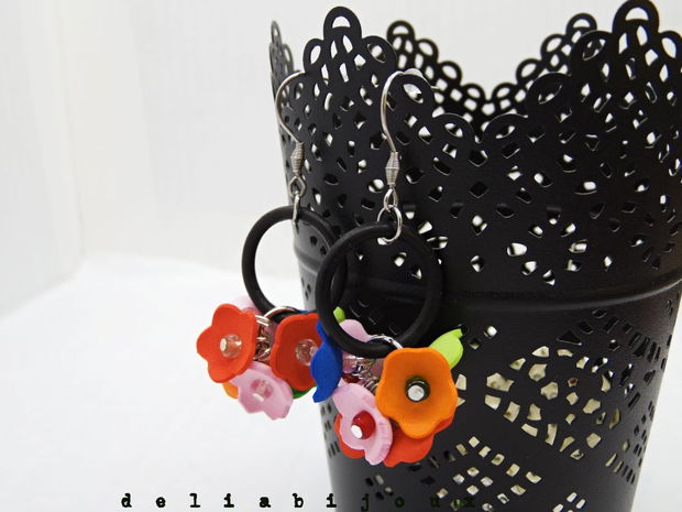 Cercei Handmade din Foamiran cu Flori și Mărgele  (cod1158)