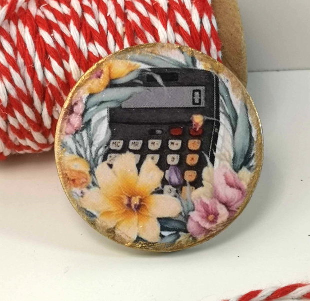 Martisor personalizat pentru contabila