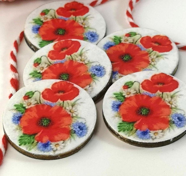 Martisor cu flori de mac