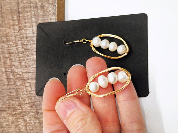 Cercei "Geometric Pearl" din alama, argint placat cu aur si perle de cultura
