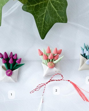 Brosa martisor: Lalele