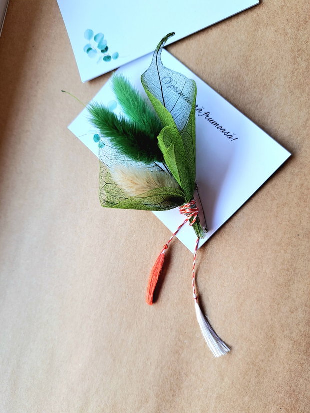 Mărțișoare tip Broșă, flori naturale uscate și stabilizate, Lagurus și Frunze de voal,Verde