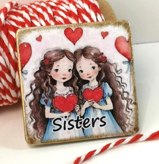Martisor personalizat pentru sora