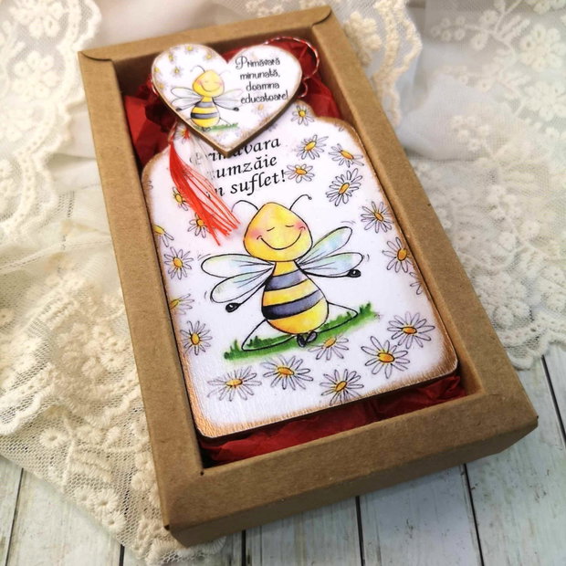 Set cadou invatatoare/ educatoare semn de carte si martisor